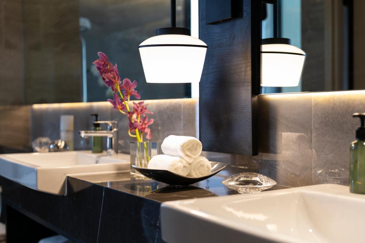Ascott Thonglor Bangkok Otel Dış mekan fotoğraf Bathroom